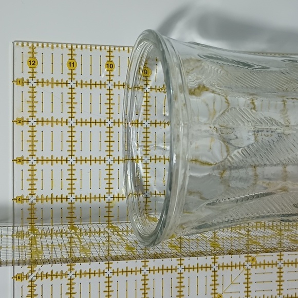 VTG Brody Co Flower Vase Textured Leaves Feathers 8017 C973 Clear Glass - Picture 6 of 8